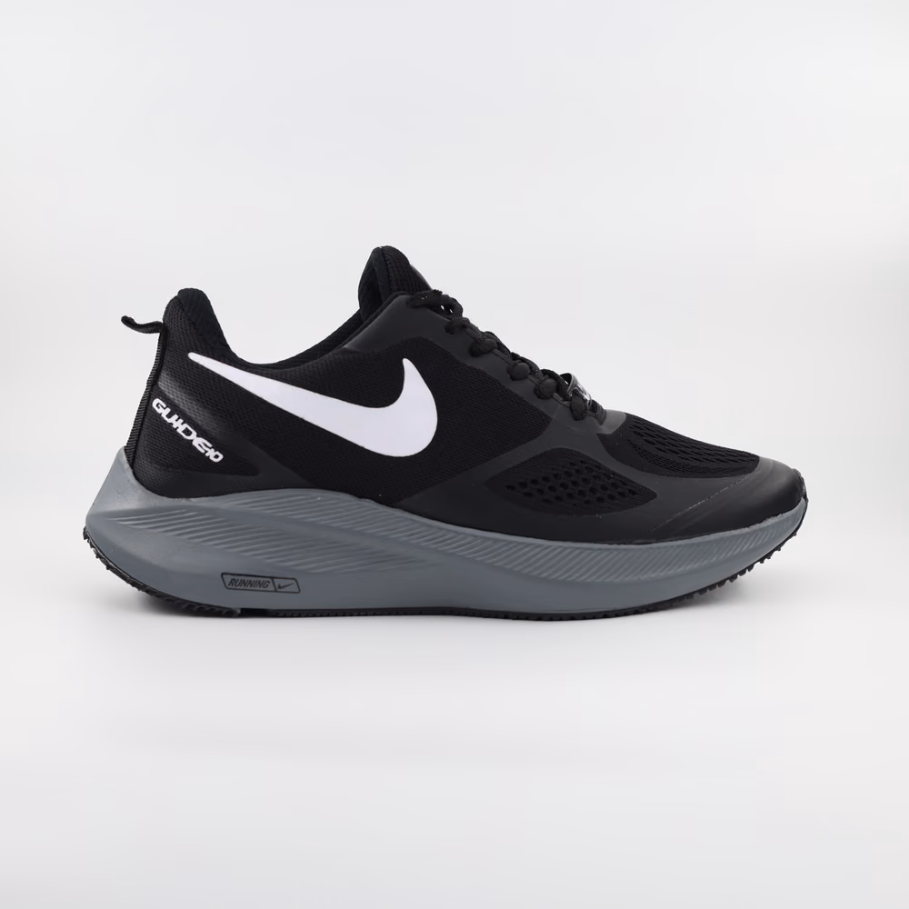 Nike Guide 10
